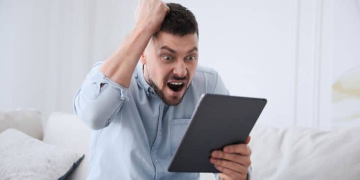 Les 5 signes du zodiaque les plus détestés de tous, ils critiquent toujours tout !