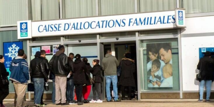 CAF ne passez plus à coté de cette aide de presque 1000 euros