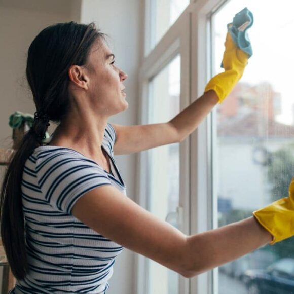 La meilleure technique pour nettoyer les fenêtres et les rendre comme neuves