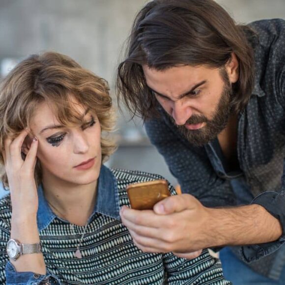 Ces 3 signes du zodiaque vont tromper leur partenaire en juin