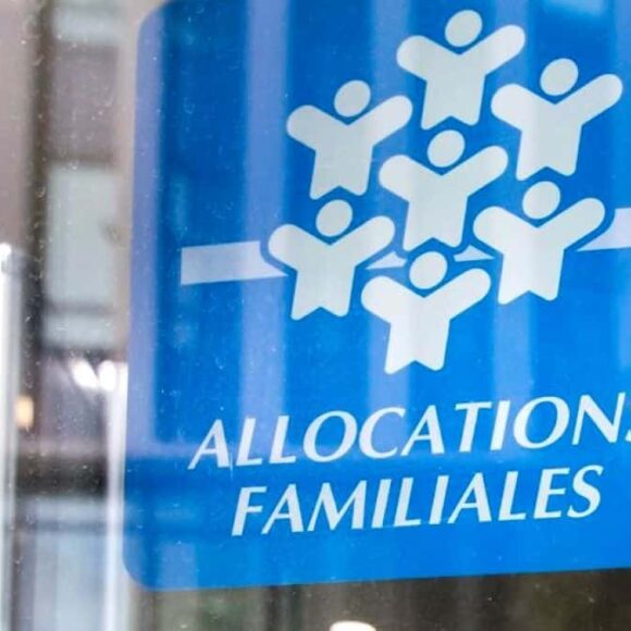 CAF: cette aide de 953 euros disponible pour les couples