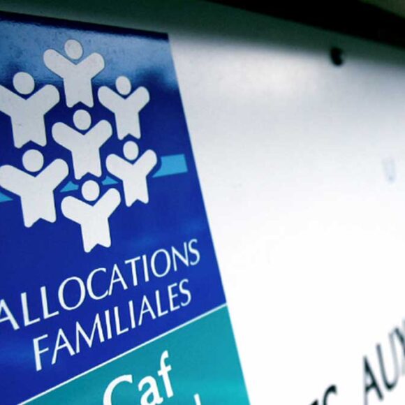 CAF toutes les dates de versement des allocations AAH, APL et Prime d’activité fin 2024