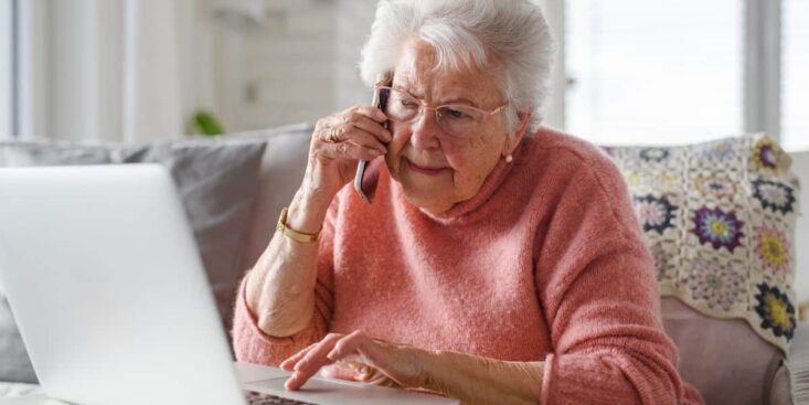 Cette arnaque au faux conseiller bancaire évolue et il est encore plus facile de vous voler votre carte bancaire