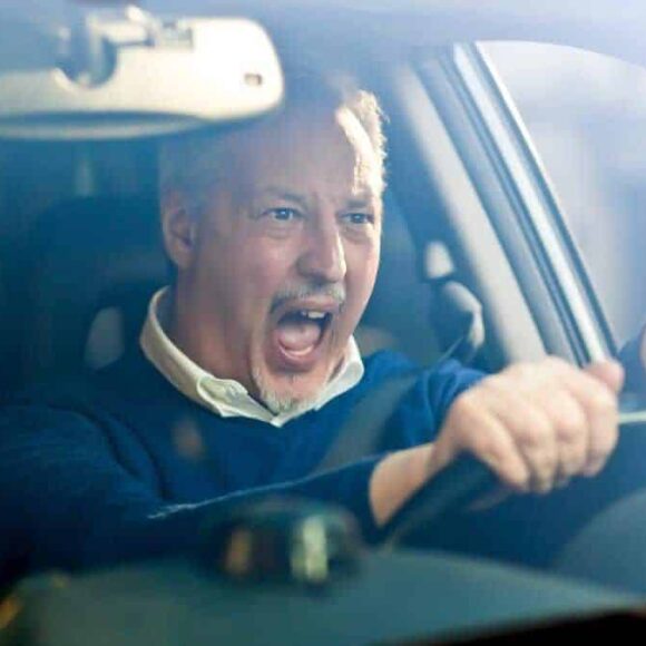 Cette grosse amende pour tous les conducteurs qui n’ont pas cette attestation obligatoire et ce que vous devez faire pour l’avoir