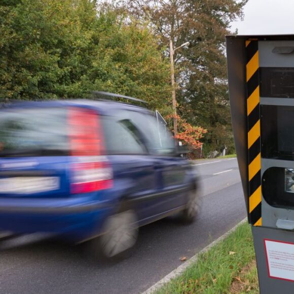 Mauvaise nouvelle ces nouveaux radars camouflés pourraient débarquer en France et faire pleuvoir les amendes