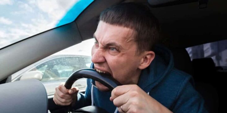 Une amende de 42 euros pour tous les automobilistes à cause de ce petit oubli en sortant de la voiture