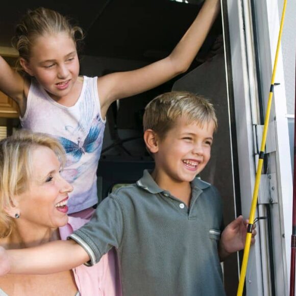 Camping-car : tour d’horizon des nouvelles réglementations pour voyager cet été