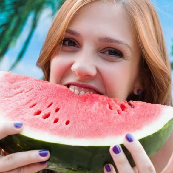 Comment bien choisir une pastèque : conseils pratiques et erreurs à éviter