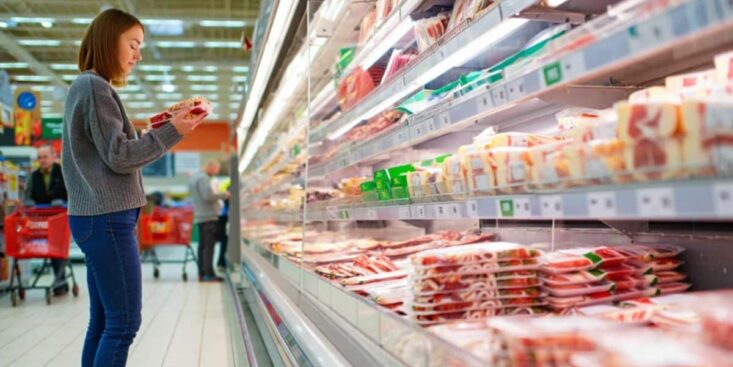 Rappel sanitaire : des lardons fumés contaminés retirés de la vente partout en France