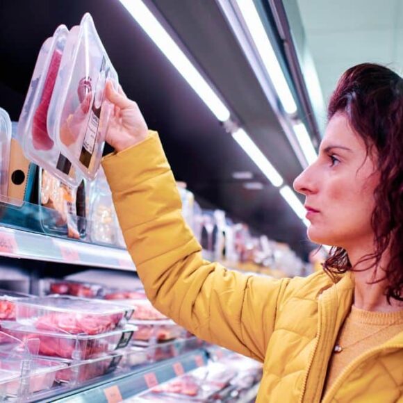 Rappel urgent : cette viande contaminée pourrait déjà être dans votre frigo et elle présente un gros danger pour la santé
