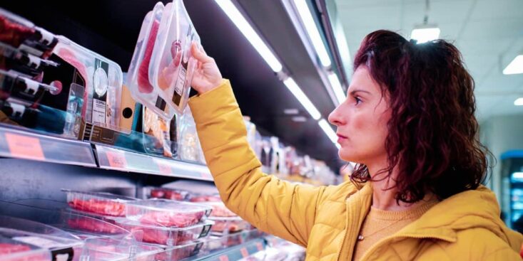 Rappel urgent : cette viande contaminée pourrait déjà être dans votre frigo et elle présente un gros danger pour la santé