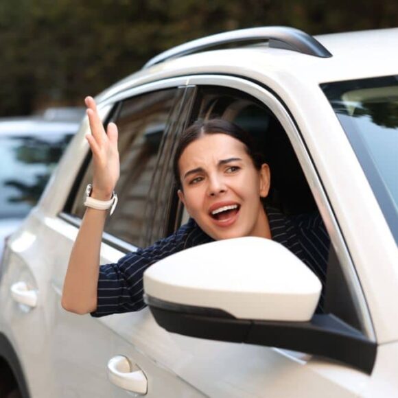 Jeter des papiers de sa voiture : une amende qui atteint des sommets