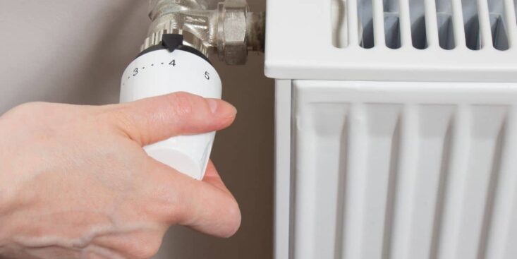 Chauffage: le geste indispensable avant de rallumer pour chauffer mieux et payer moins