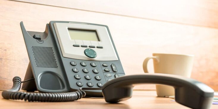 Et si, un matin, plus de tonalité? Fin du téléphone fixe en France: découvrez quand votre ligne sera coupée