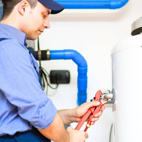 Factures de chauffe-eau: les gestes de pros qui réduisent votre note dès cet hiver