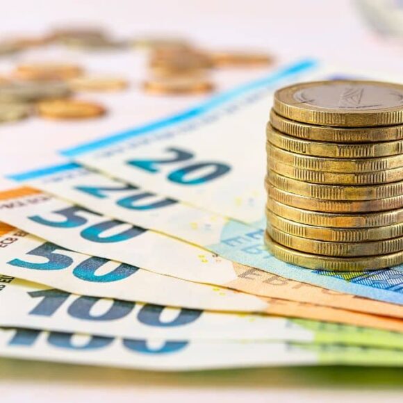 Salaire classe moyenne 2025 en France: ce qu’il faut toucher chaque mois pour en faire partie