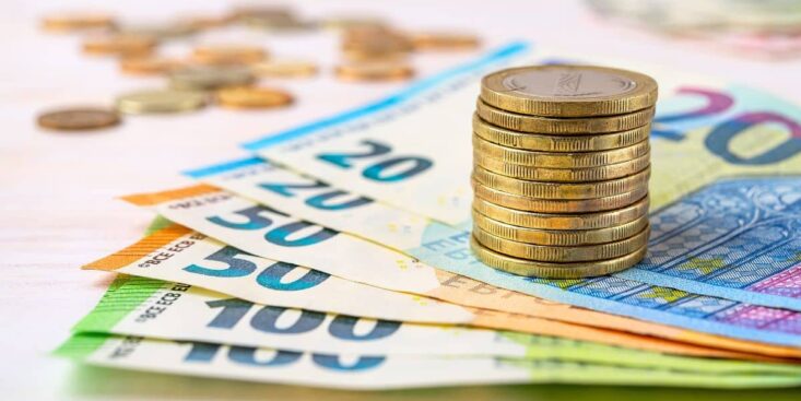 Salaire classe moyenne 2025 en France: ce qu’il faut toucher chaque mois pour en faire partie